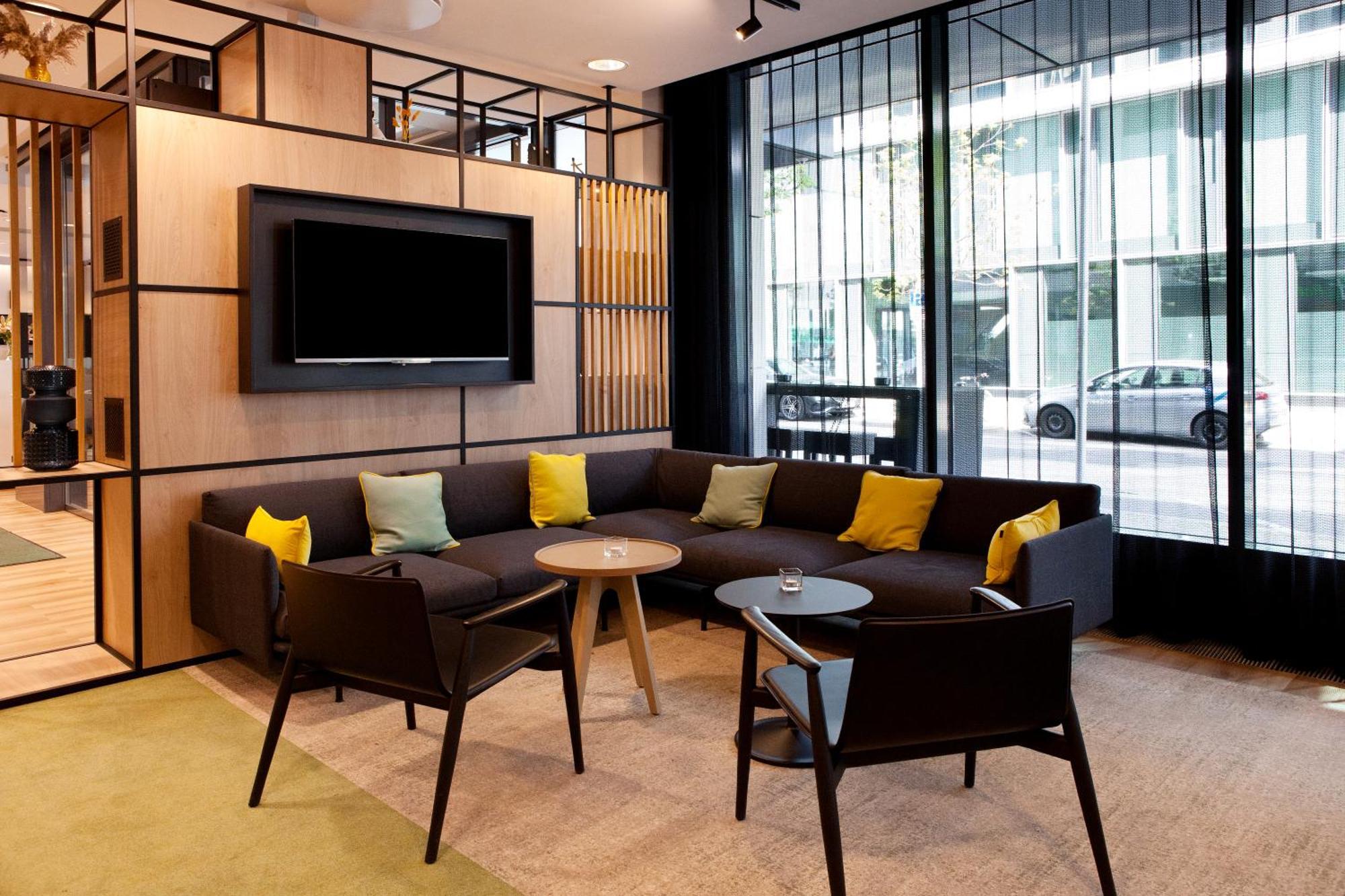 Holiday Inn Berlin City East Side By Ihg Exterior foto